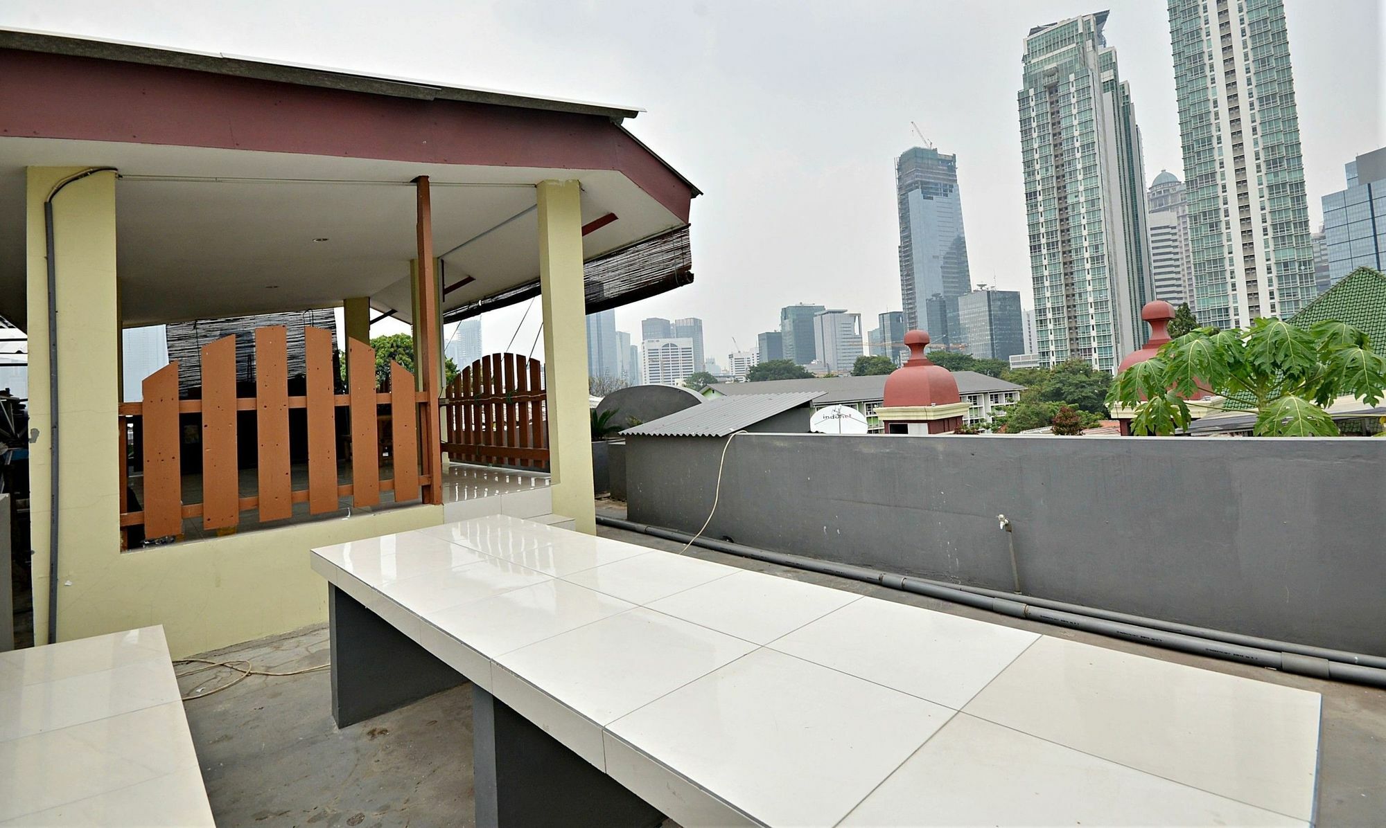 Zen Rooms Kuningan Syariah Jakarta Ngoại thất bức ảnh