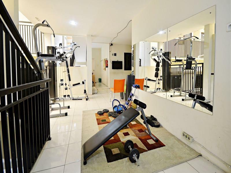 Zen Rooms Kuningan Syariah Jakarta Ngoại thất bức ảnh